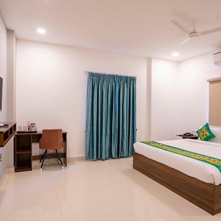 Hotel Treebo De Alphabet Gachibowli Hajdarábád Exteriér fotografie