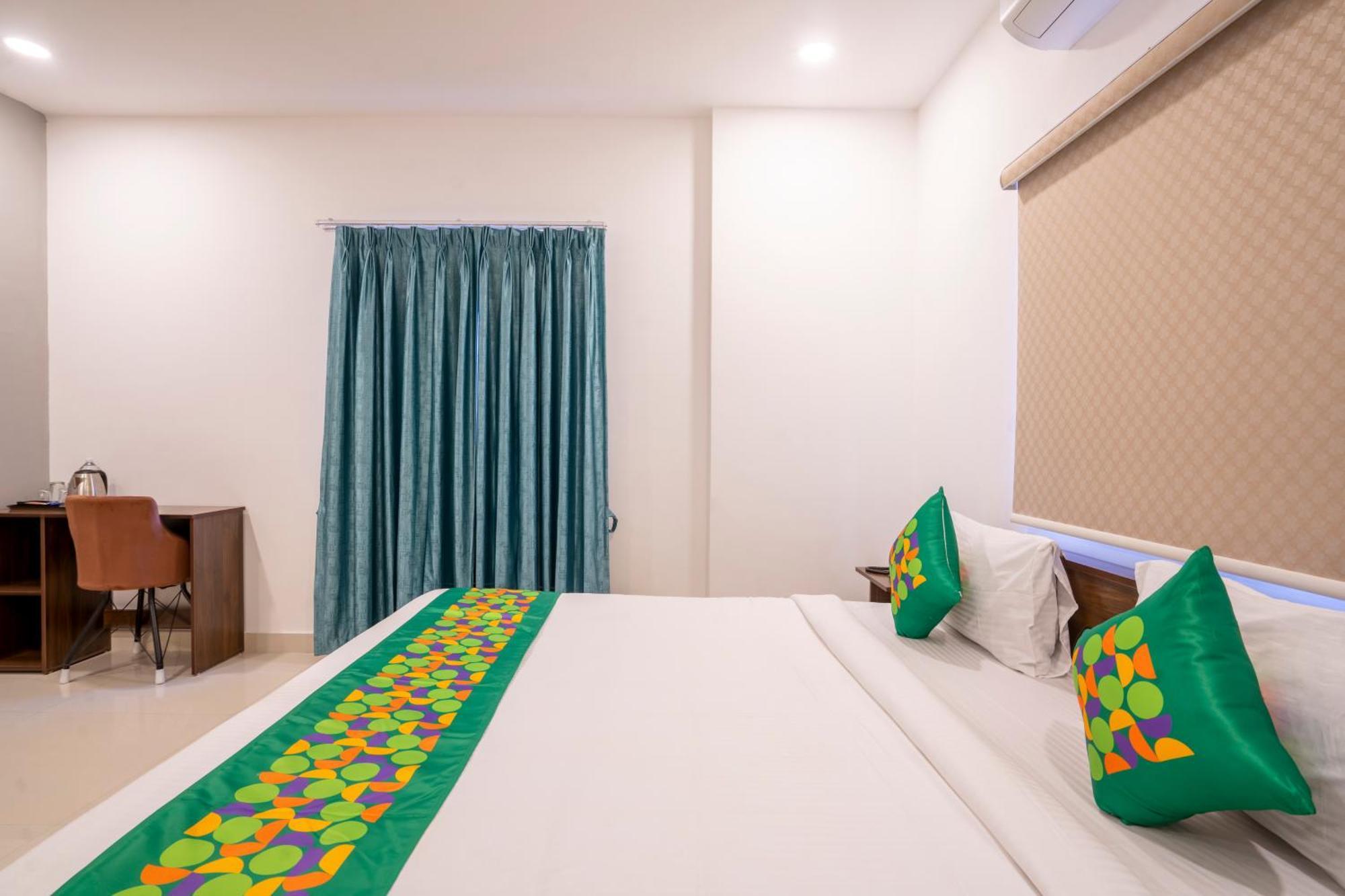 Hotel Treebo De Alphabet Gachibowli Hajdarábád Exteriér fotografie